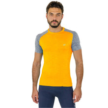 PLAYERA DE MANGAS CORTAS ULTRASUAVE Y DETALLES REFLEJANTES PL-1-00122