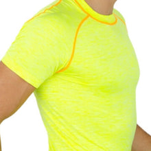 PLAYERA DE MANGAS CORTAS ULTRASUAVE Y DETALLES REFLEJANTES PL-1-00126