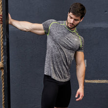 PLAYERA DE MANGAS CORTAS ULTRASUAVE Y DETALLES REFLEJANTES PL-1-00126