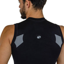 PLAYERA SIN MANGAS, CON COMPRESION MEDIA Y TECNOLOGIA FIBRAS INTELIGENTES PL-1-00171