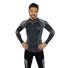 PLAYERA TECNICA CON MANGA LARGA, COMPRESION MEDIA Y TECNOLOGIA FIBRAS INTELIGENTES PL-1-00048