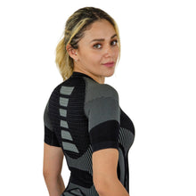 PLAYERA TECNICA DE MANGA CORTA, ALTA COMPRESIÓN Y FIBRAS INTELIGENTES PL-2-00061