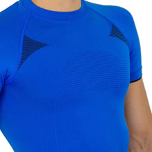 PLAYERA CON MANGA CORTA, COMPRESION MEDIA Y TECNOLOGIA FIBRAS INTELIGENTES PL-1-00068