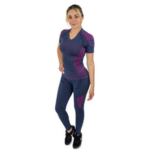 PLAYERA TECNICA DE MANGA CORTA CON CUELLO V, ALTA COMPRESION Y FIBRAS INTELIGENTES PL-2-00017