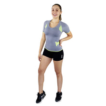 PLAYERA TECNICA DE MANGA CORTA CON CUELLO V, COMPRESION MEDIA Y FIBRAS INTELIGENTES PL-2-00043