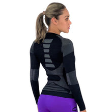 PLAYERA TECNICA DE MANGA LARGA CON CUELLO V, COMPRESION MEDIA Y FIBRAS INTELIGENTES PL-2-00074